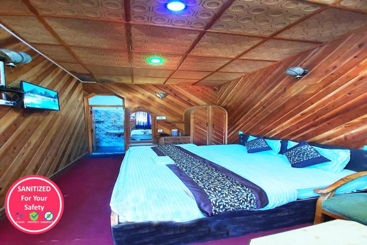 Goroomgo Luxury Stay Mall Road Nainital Esterno foto