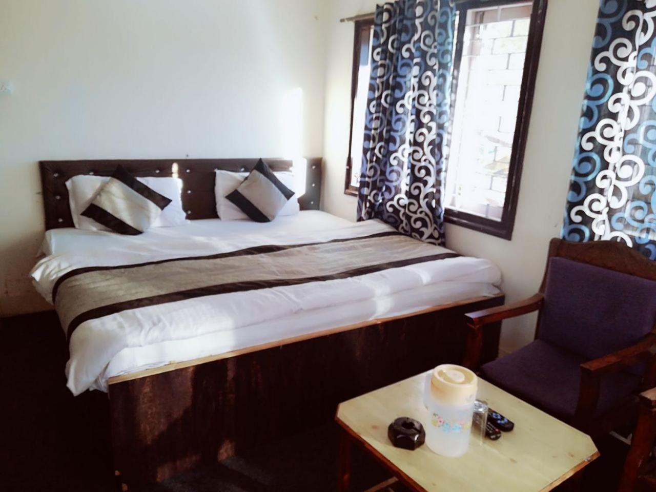 Goroomgo Luxury Stay Mall Road Nainital Esterno foto